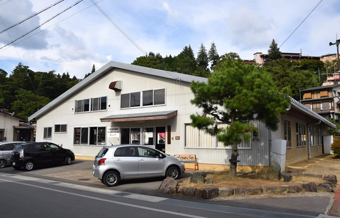 八幡屋内ゲートボール場 外観