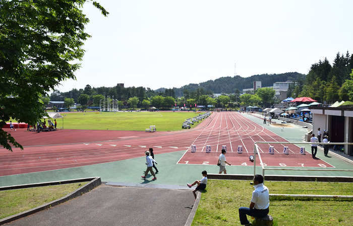 中山公園陸上競技場 フィールド