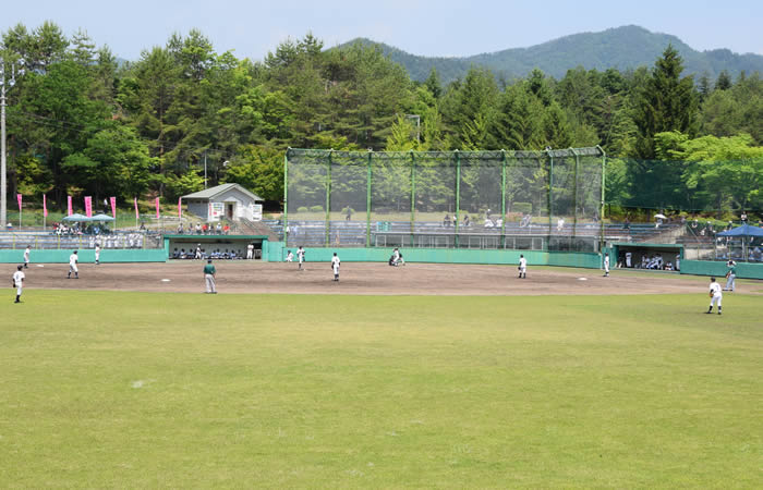 中山公園野球場 グラウンド